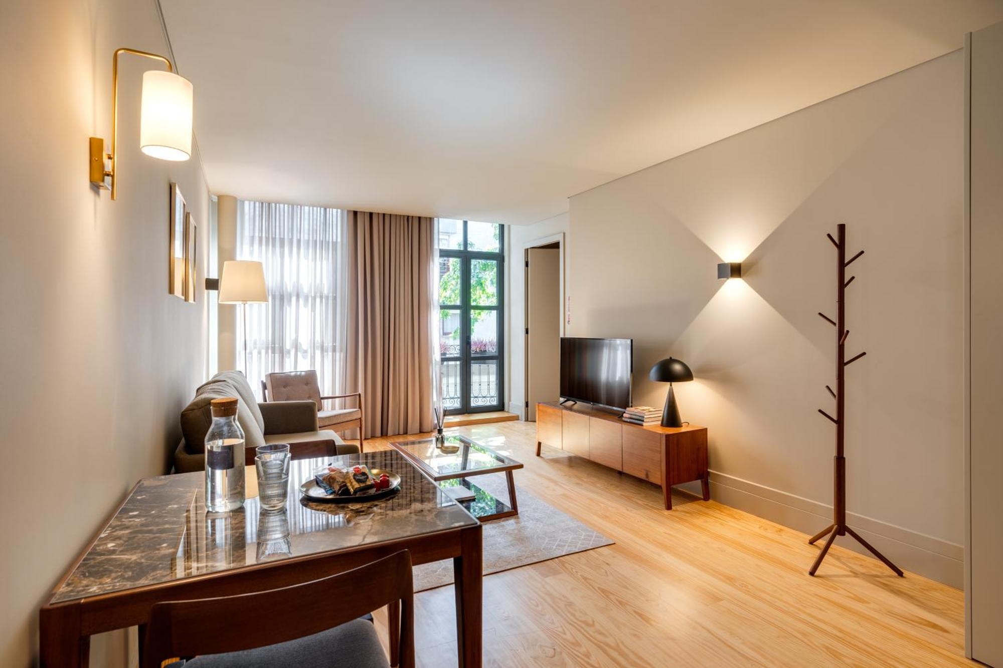 Avus M Suites And Apartments By Da'Home Porto Luaran gambar