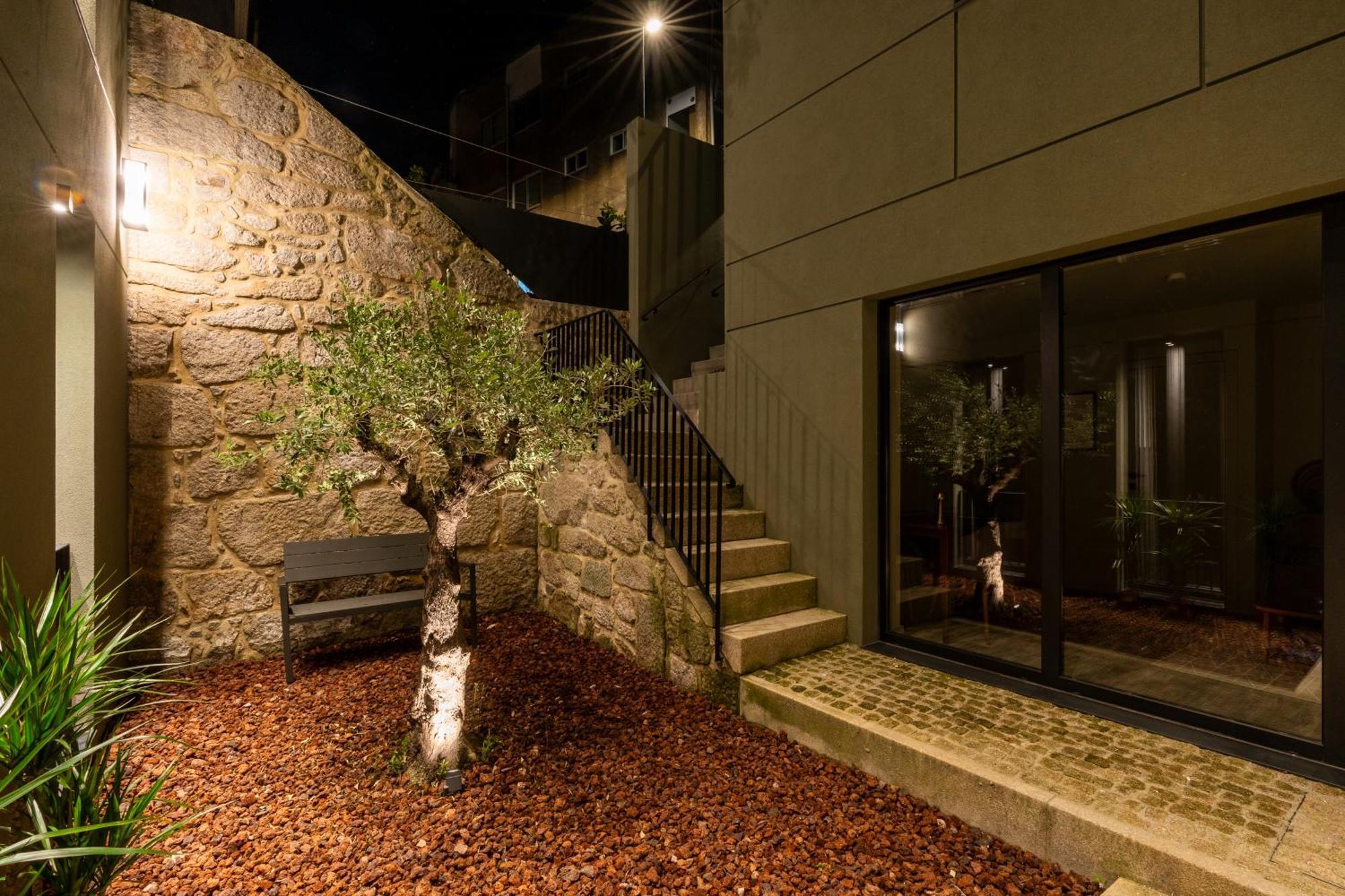 Avus M Suites And Apartments By Da'Home Porto Luaran gambar