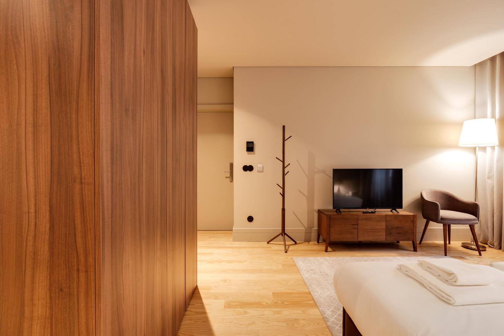 Avus M Suites And Apartments By Da'Home Porto Luaran gambar