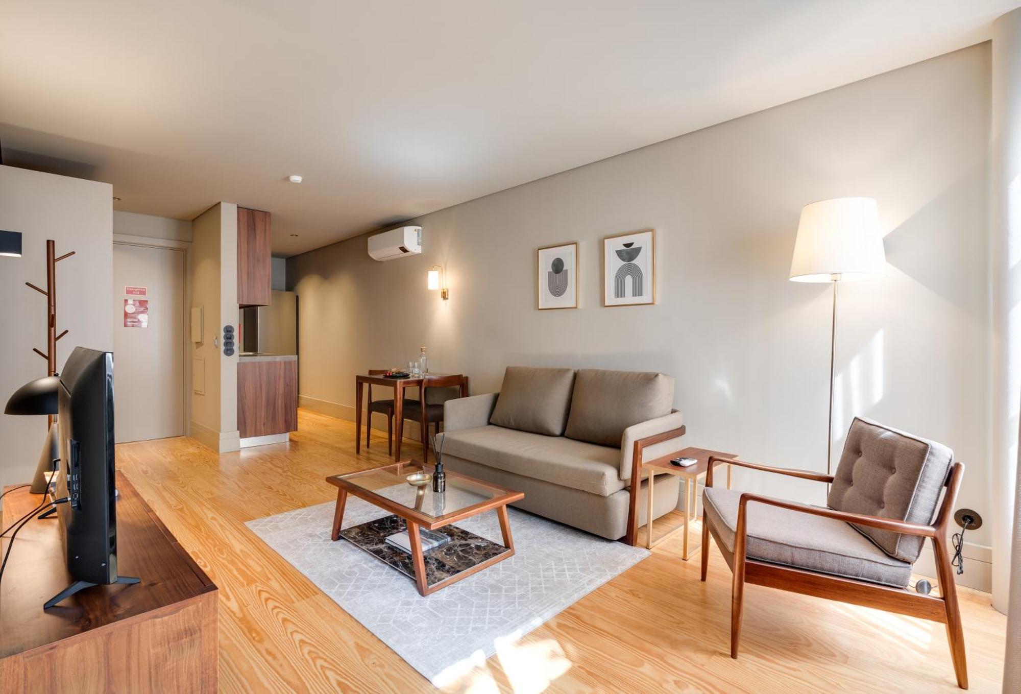 Avus M Suites And Apartments By Da'Home Porto Luaran gambar