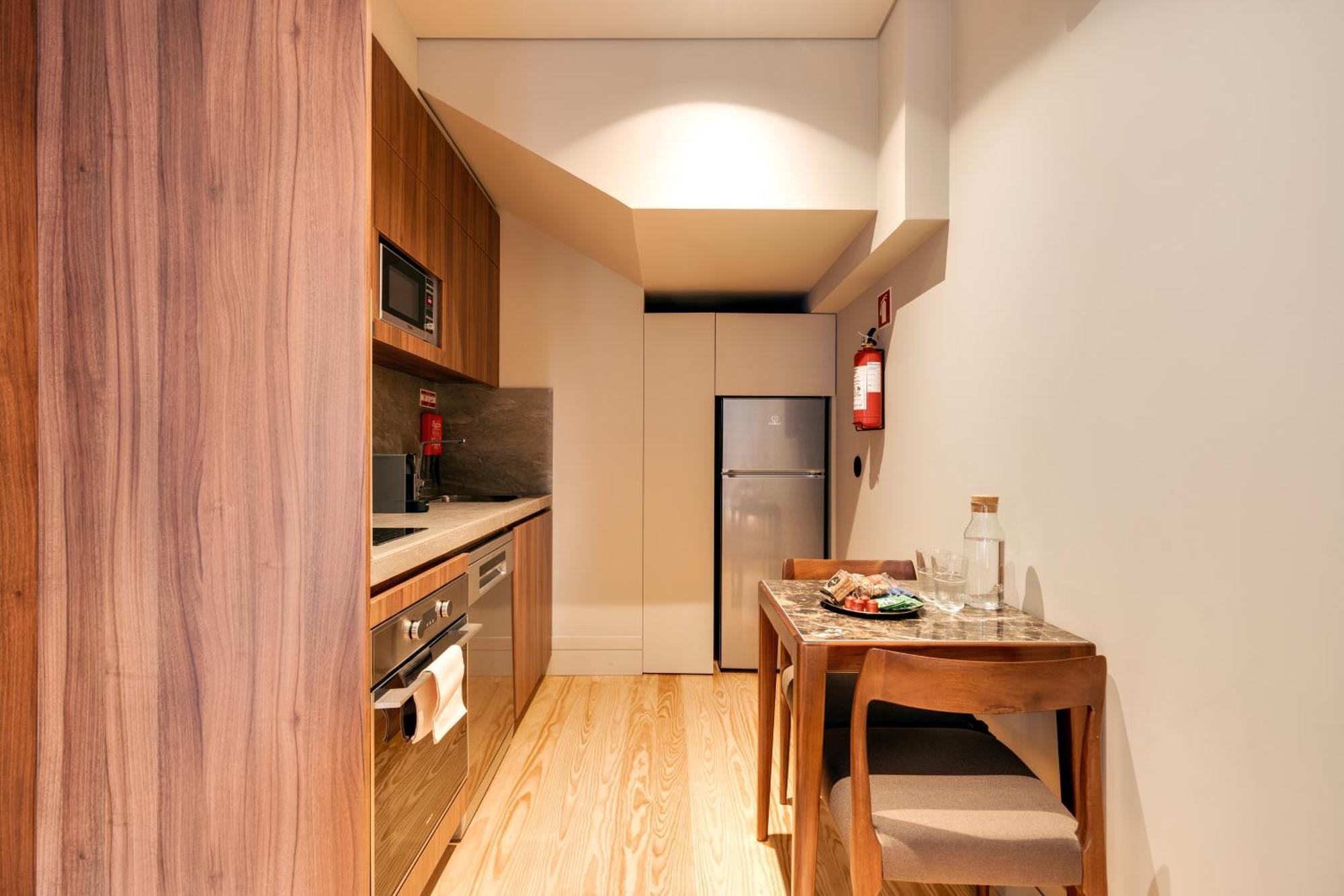 Avus M Suites And Apartments By Da'Home Porto Luaran gambar
